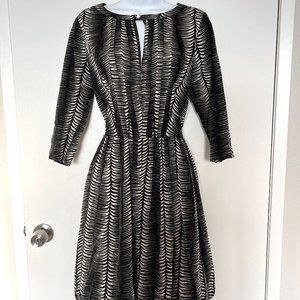 Black and white Tracy Reese bubble skirt hem dress bracelet sleeve sz 6 NWT